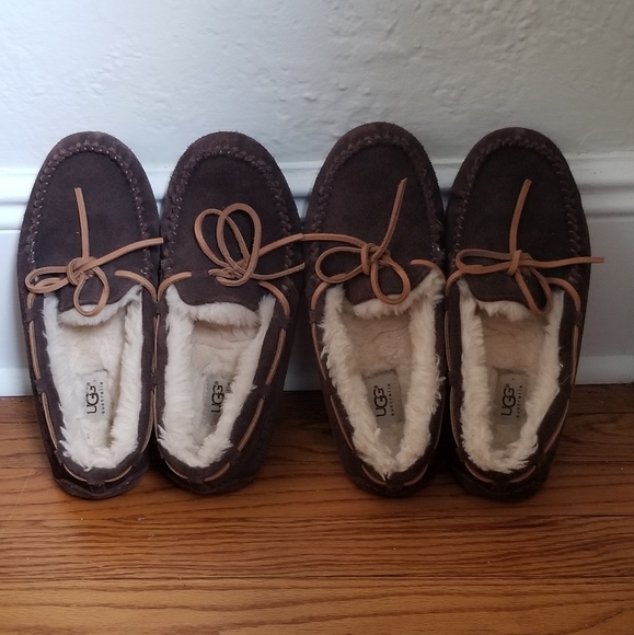 UGG Olsen Moccasin Style Slippers (m7, w9) - Picture 1 of 5